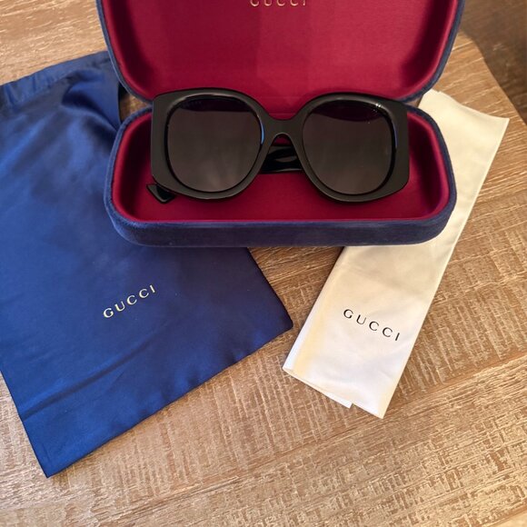 Gucci Sunglasses main image 8